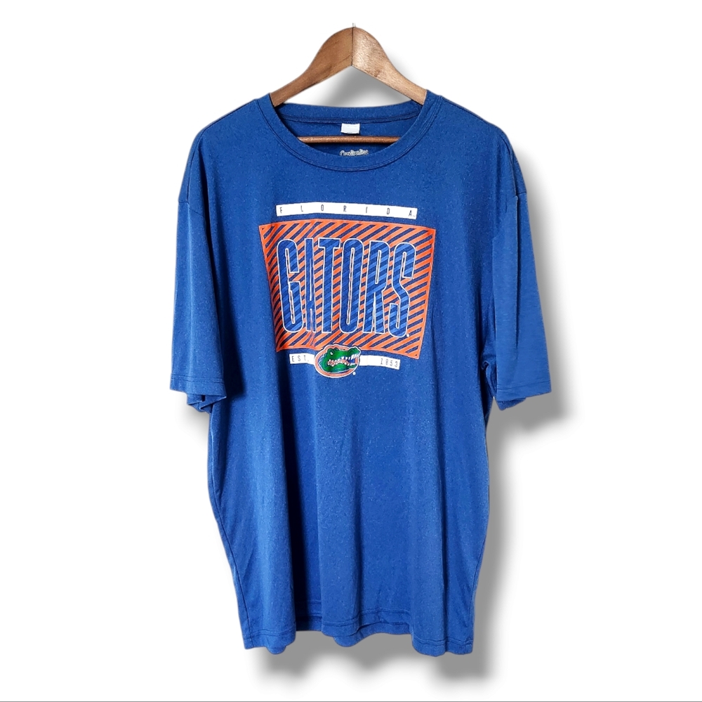 University of Florida Gators Graphic Tshirt by Captivating | 2XL
